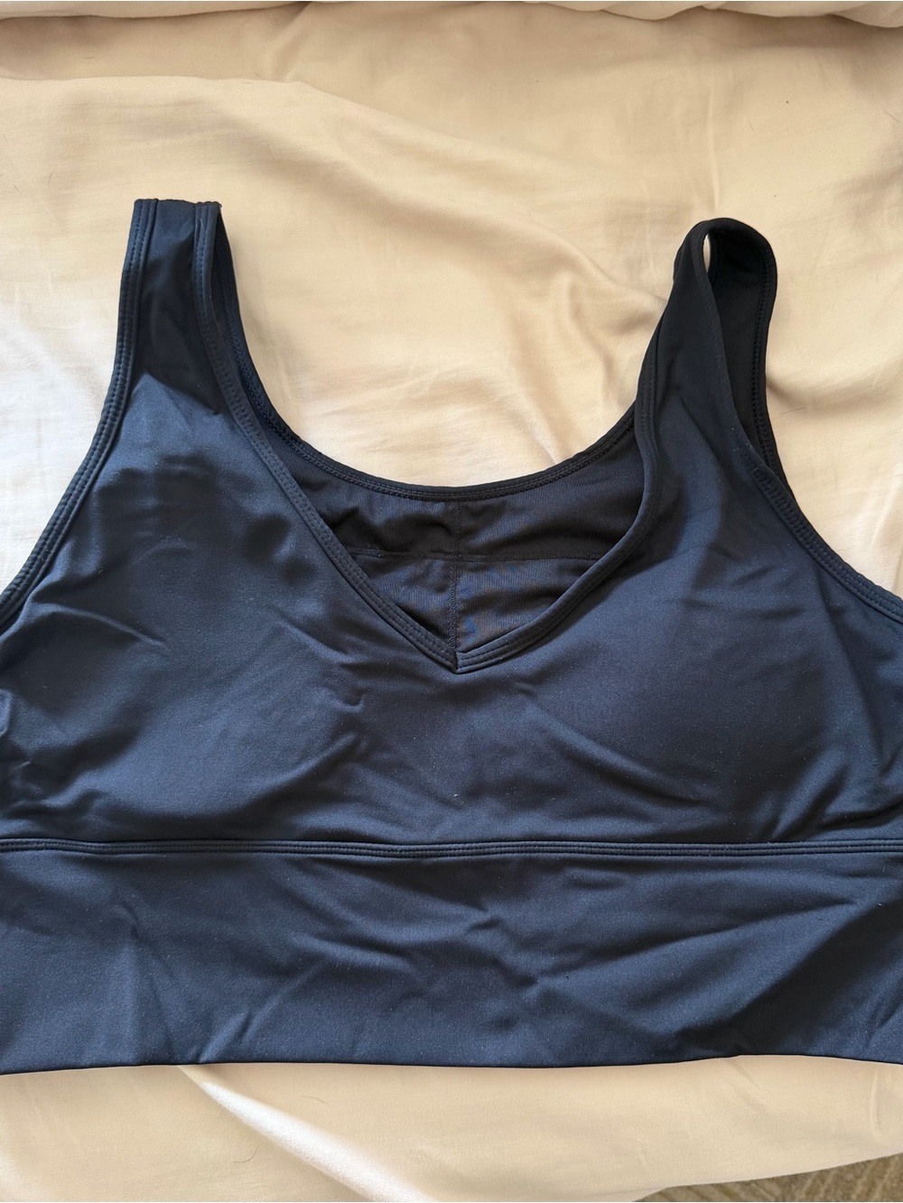 Women’s Black V-Neck Sports Bralette